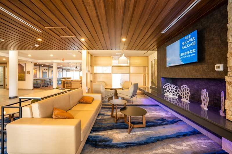 Fairfield Inn & Suites By Marriott Columbus ماريسفيل المظهر الخارجي الصورة